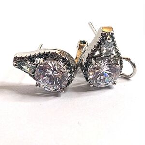 Elegant Teardrop CZ Leverback Earrings‎ – Silver Tone